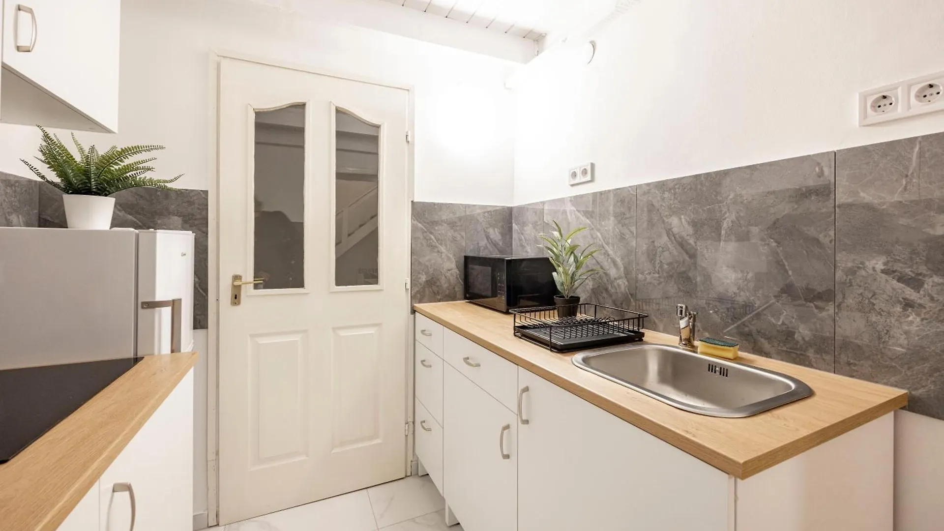Apartment Central & Cozy Dream Home By Prestige Homes Budapest Hungary