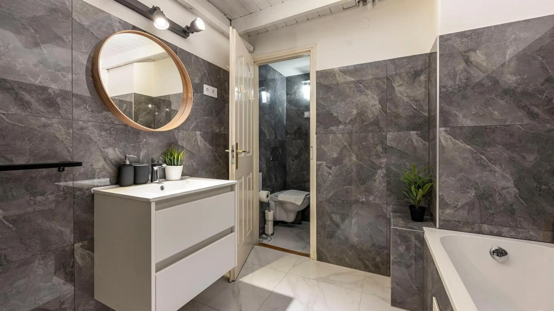 Apartment Central & Cozy Dream Home By Prestige Homes Budapest